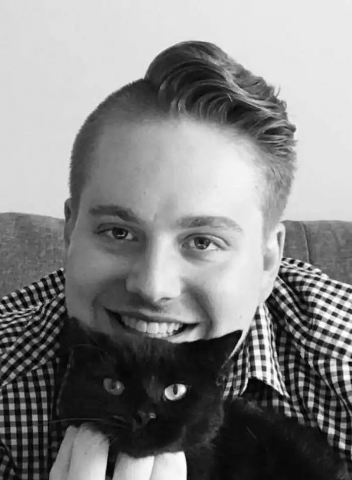 20 ужасных причесок от горе-парикмахеров, которым пора оторвать руки за их бесчинства