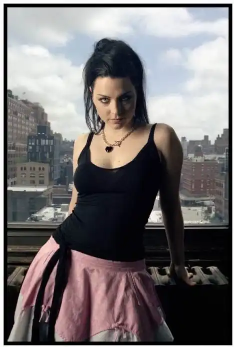 Известные девушки