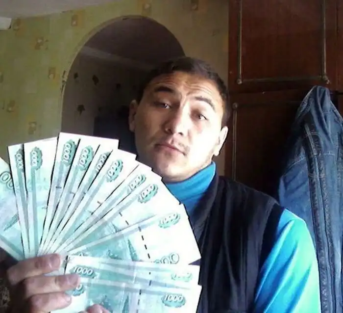 Показушники: 17 фото в стиле "Дорохо-бохато", иллюстрирующих дешевые понты