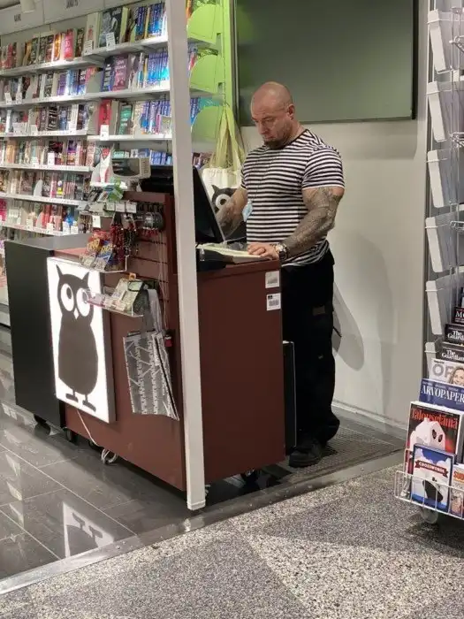 Улётные продаваны от бога, радующие глаз