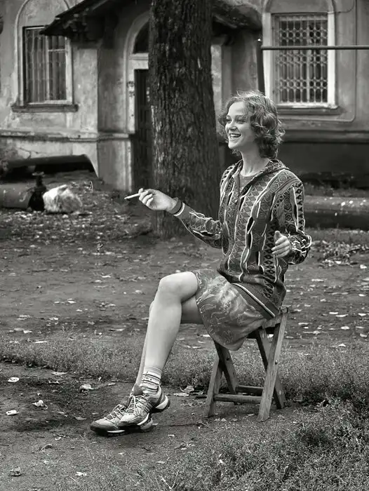 Жанровые фото различных авторов в монохроме