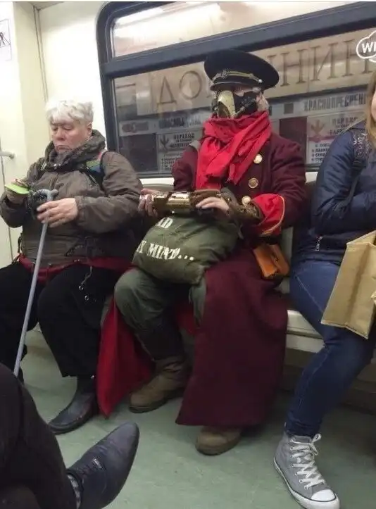 Коронавирус в Москве: как спасаются люди