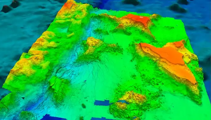 Что находится на дне Марианской впадины?