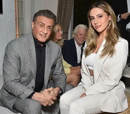 Посмотрите, как выросла средняя дочь Сильвестра Сталлоне - София