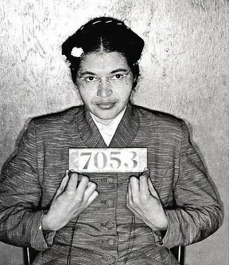 Подборка черно-белых фотографий прошлого века