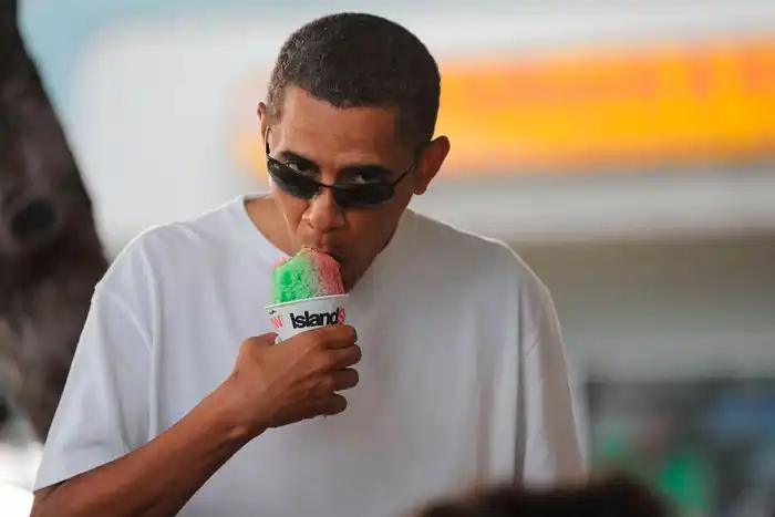 Почему стоит есть мороженое, когда болит горло