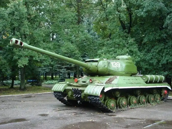 Почему на пушке Т-34 нет дульного тормоза?