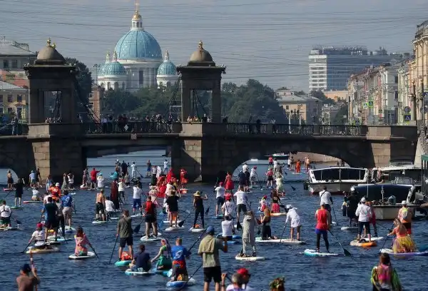 В Санкт-Петербурге прошел фестиваль "Фонтанка-SUP"