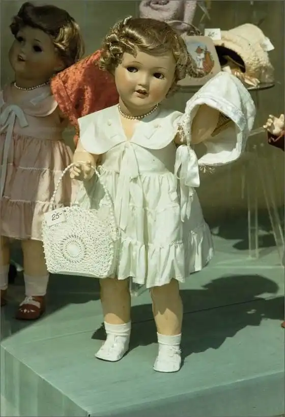 Советские магазины и товары. Назад в СССР в фотографиях