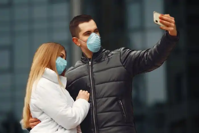 Что защищает половину населения от коронавируса?