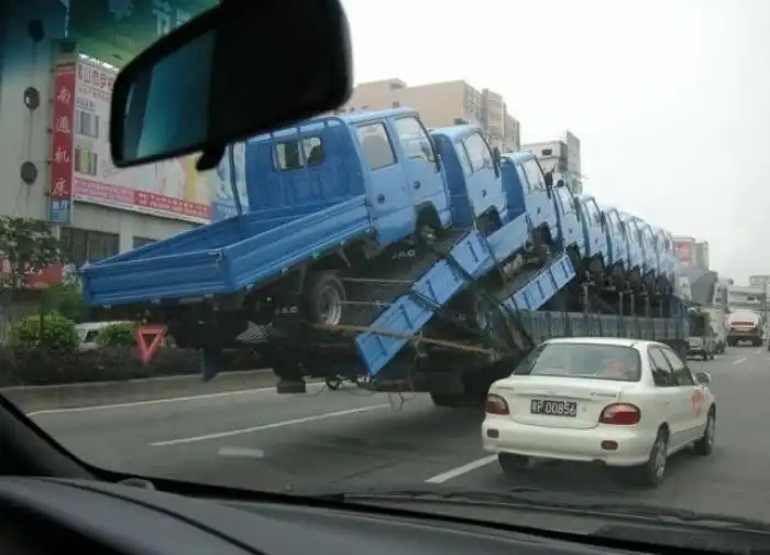 15 улётных кадров, которые бросают вызов законам физики