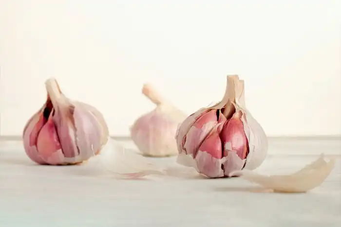 Как почувствовать вкус чеснока ногами? Ответ науки