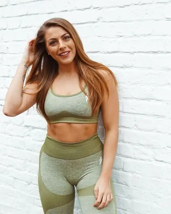 Девушки в лосинах