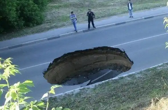 Дорожные ямы как вид искусства