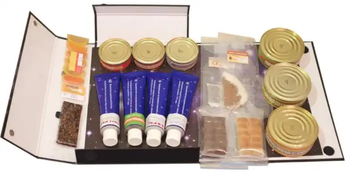 Зачем в космосе трехствольный пистолет. Как снаряжали в полет советских космонавтов