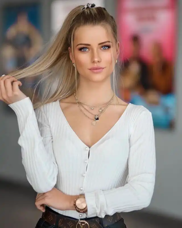 Девушки | uCrazy.org