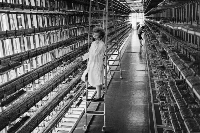 Как выглядели рабочие девушки в СССР