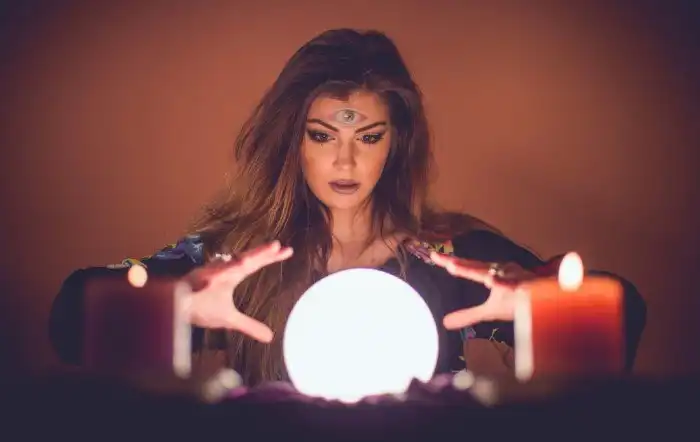 Почему красивые девушки в Средневековой Европе считались ведьмами?