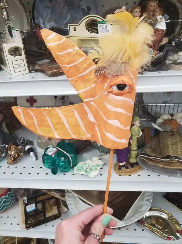 Безумные находки с барахолок и секонд-хендов