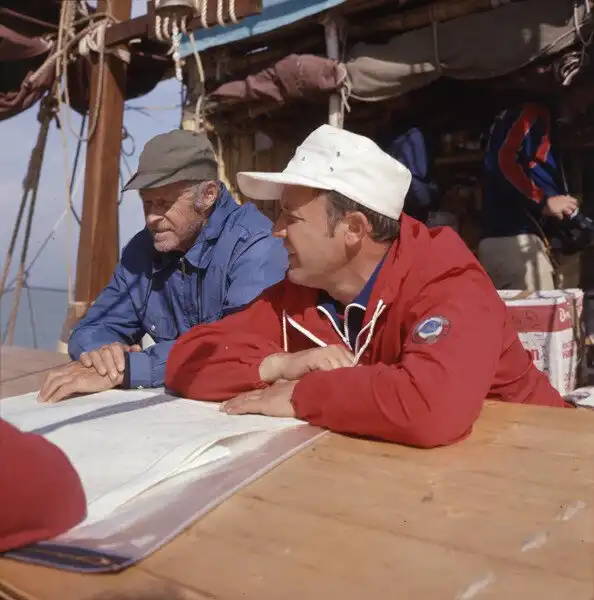 Как сложилась судьба ведущего "Клуба путешественников" - Юрия Сенкевича