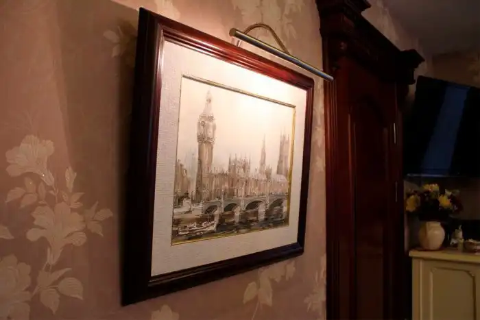 Почему в СССР Зеркала вешали таким образом?