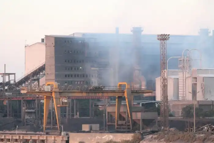 Промзона — она и в Африке промзона!