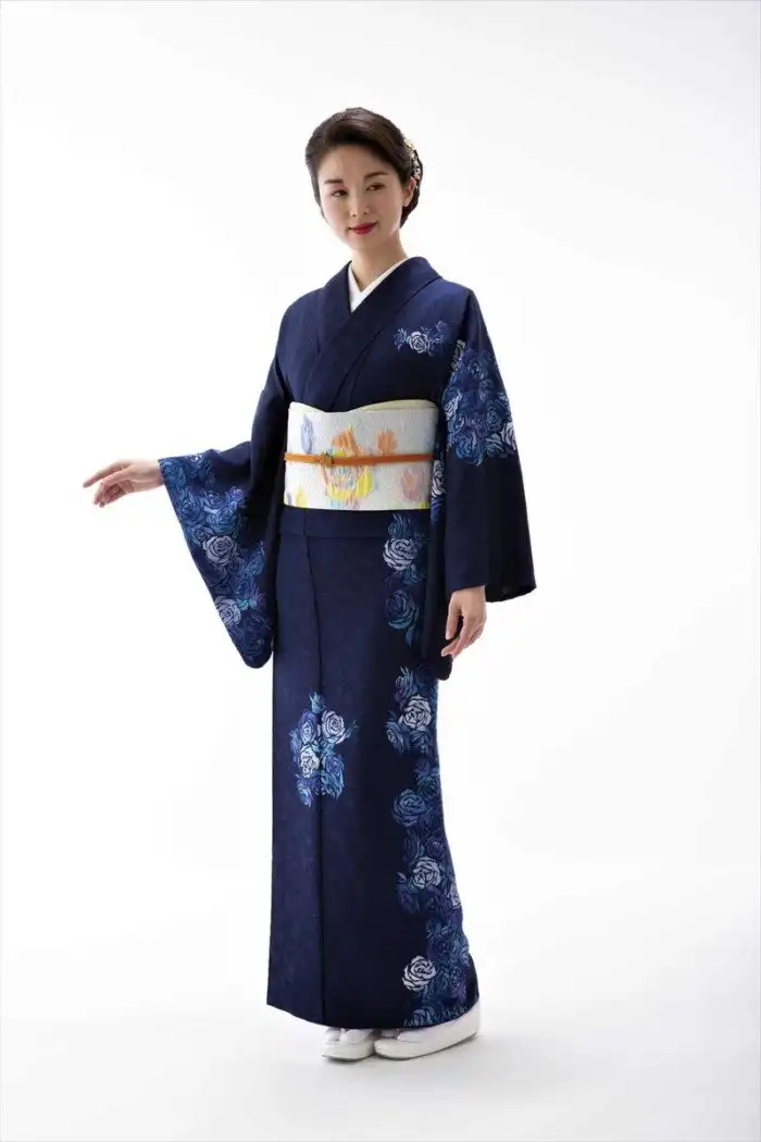 Кимоно - чем меньше выпуклостей на фигуре, тем красивее