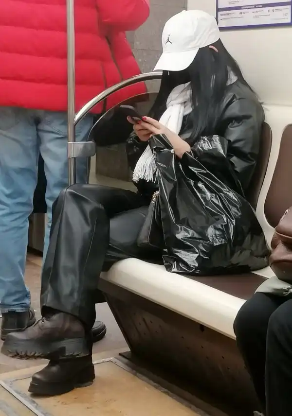 Чудаки и модники из метро