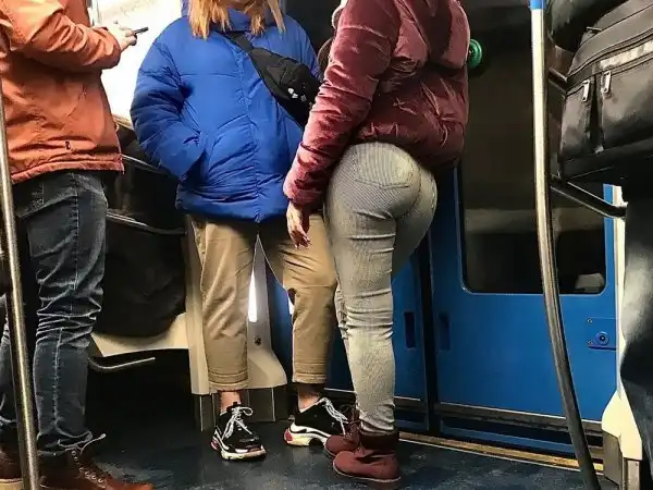 Чудаки и модники из метро