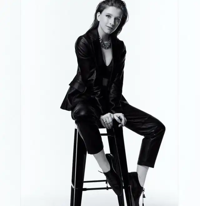 Лиза Арзамасова - папина дочка "Галина Сергеевна", которая добилась успеха и вне актерской карьеры