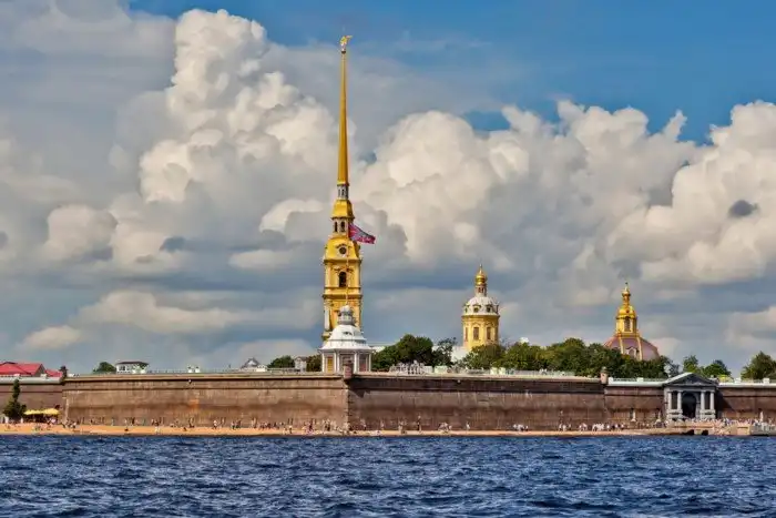 Самые востребованные водные экскурсий по рекам (каналам) Санкт-Петербурга в 2022 году