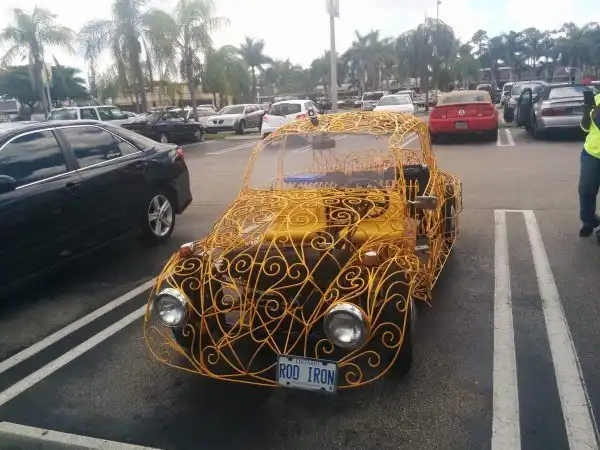 Любопытные и забавные наблюдения людей с городских улиц