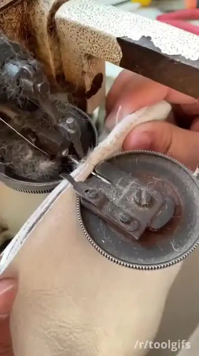 Швейная машина для меха и овчины