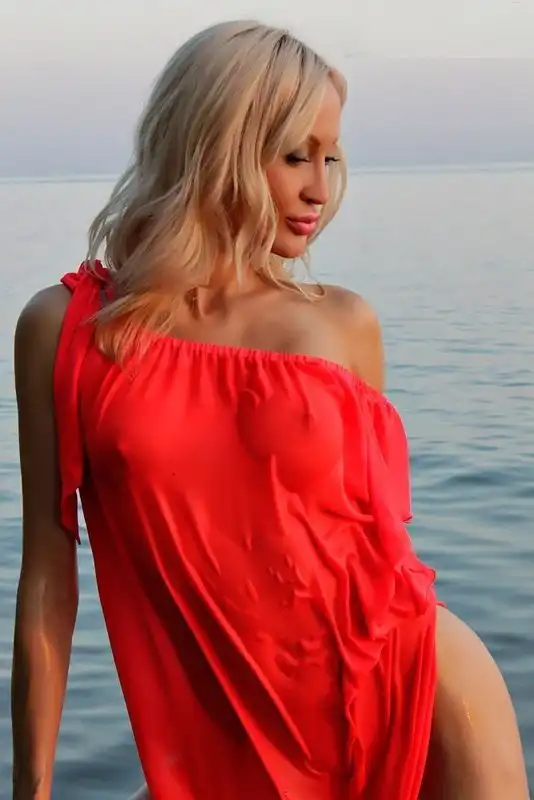 Женщины всякие разные