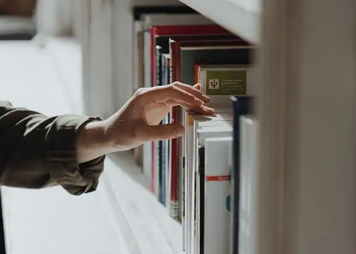 Бывшие сотрудники слили в Сеть "маленькие грязные секреты" своих работодателей