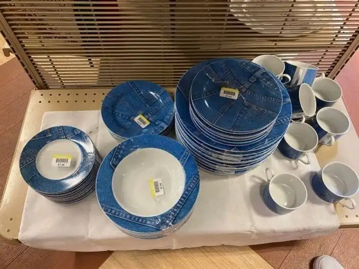 16 странных и необычных вещиц, которые люди откопали на барахолках