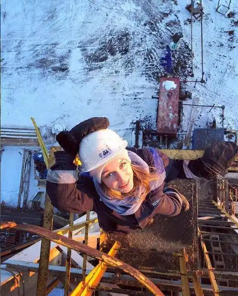 Хоба в робе