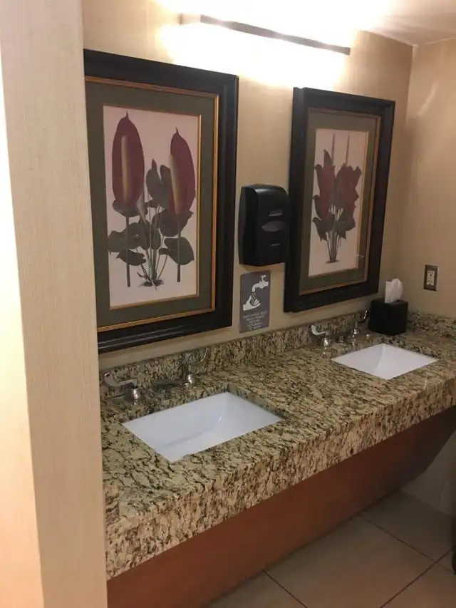 Провальный и странный дизайн в гостиницах