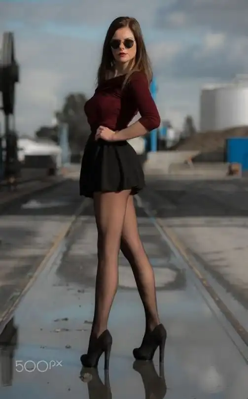 Прекрасная половина человечества