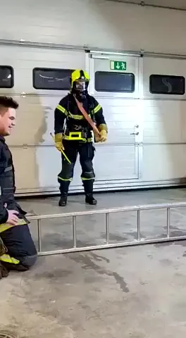 Ловкий пожарный