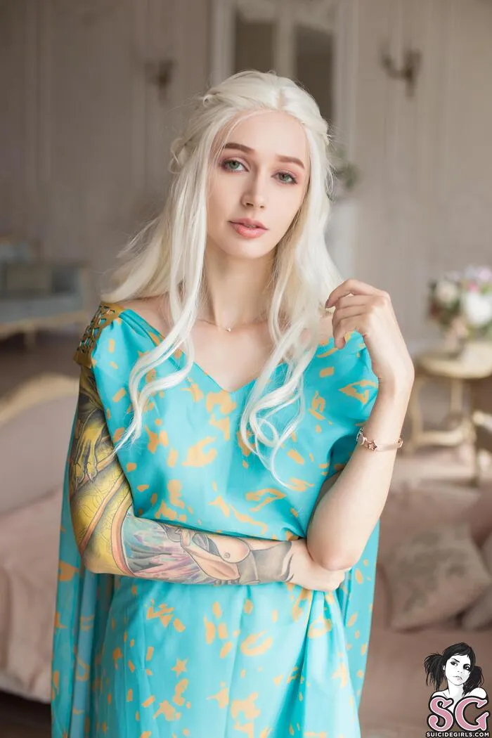 Lure - Mother Of Dragons