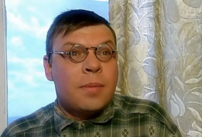 Тот самый "Сынулька" спустя много лет. Как сегодня живет Андрей Бочаров, звезда сериала "33 квадратных метра"?