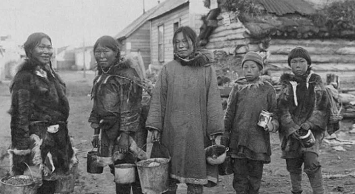 Почему русских женщин не отправляли к мужчинам на Аляску, и как последние справлялись с их недостатком