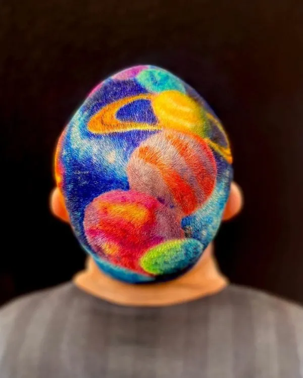 Парикмахер-художник из Нью-Йорка, который превращает волосы клиентов в арт-объекты