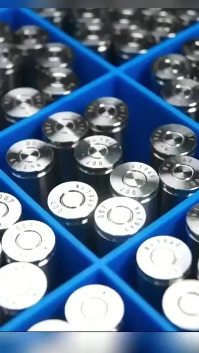 Процесс сборки зажигалки