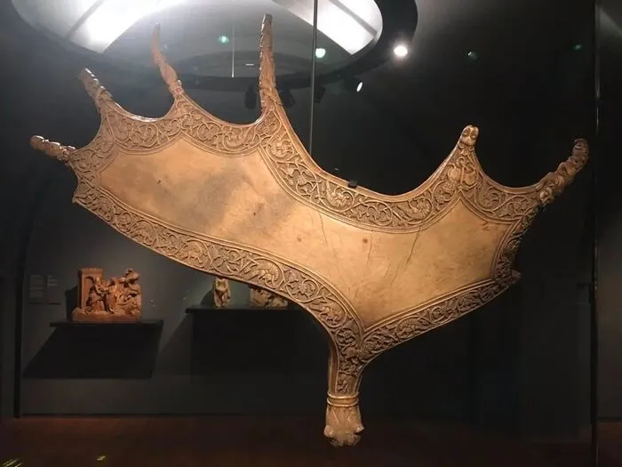 12 впечатляющих исторических артефактов