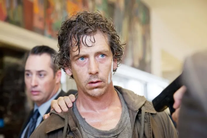 Киллер-философ выслеживает грабителей покер-клуба