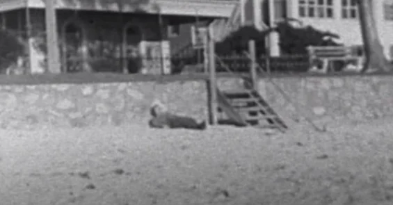 Смерть на пляже: 75 лет тайны вокруг мертвого мужчины и нераскрытой записки.