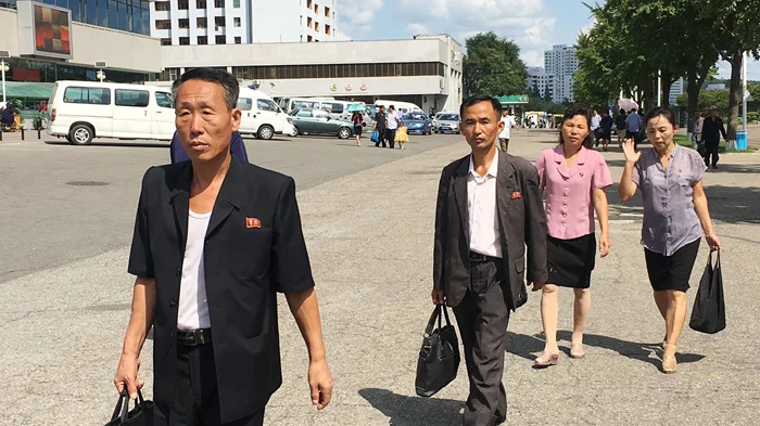 Эстетика в Северной Корее: Почему большая грудь считается не красивой