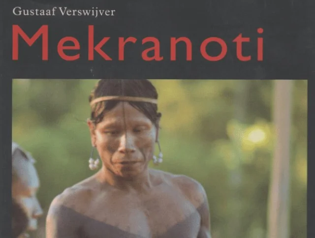 В бразильском племени Мекраноти женщины взаимодействуют с мужчинами только по принципу бартера — дыры в обмен на...